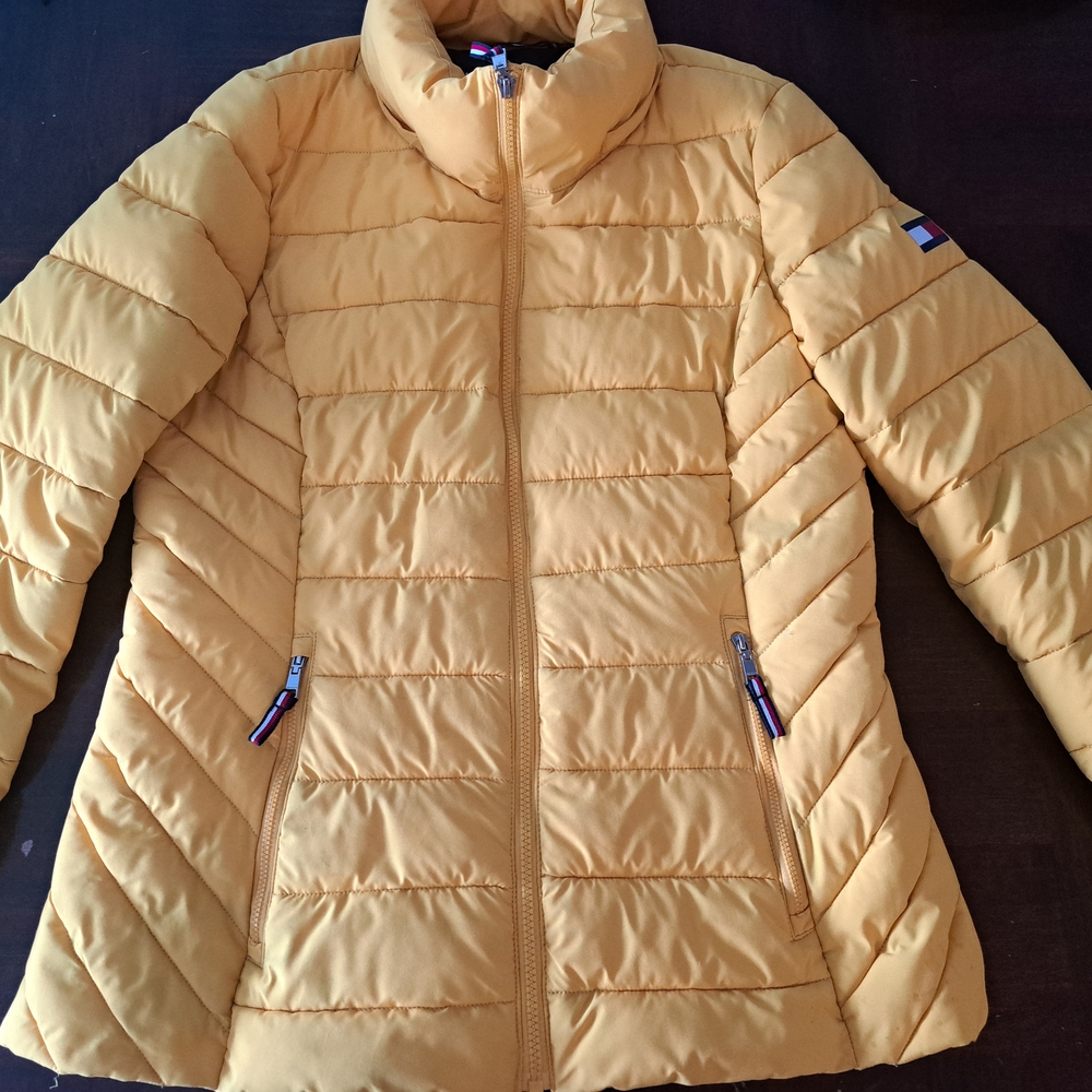 Tommy Hilfiger Yellow Puffer Jacket with Quilted Design